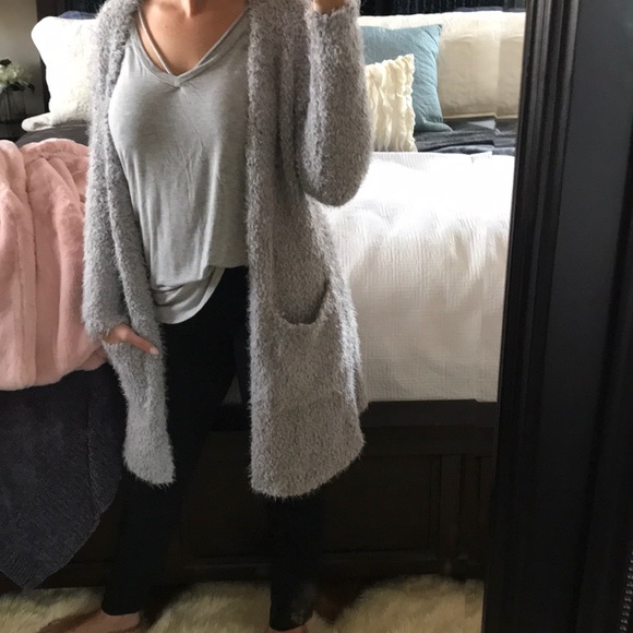 Grey popcorn knit ultra soft fuzzy cardigan - Picture 6 of 8